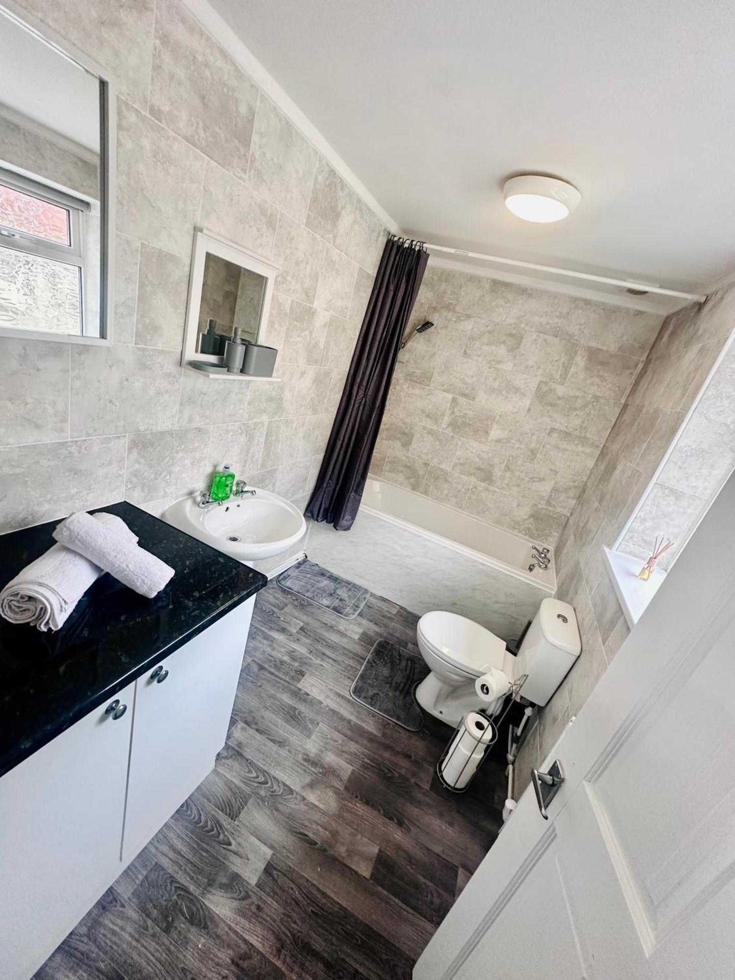 Gifford St Retreat 3Br Entire Home Middlesbrough Buitenkant foto
